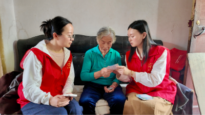 滨江新区：上门认证暖民心 便民服务零距离