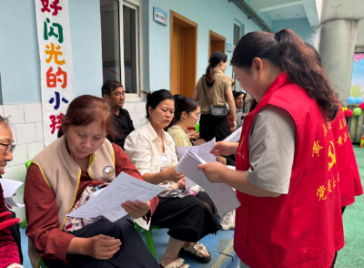 黄山社区联合辖区幼儿园开展六一儿童节主题活动
