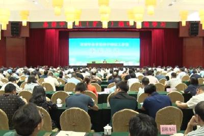县委开展理论学习中心组（扩大）专题辅导学习
