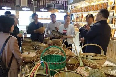 省文旅厅到我县调研文化生态保护区创建相关工作