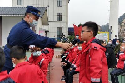 关注消防 生命至上  我县启动2020年度“119”消防宣传月活动