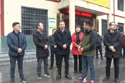 武昌区区长余松到长乐坪镇调研对口帮扶工作