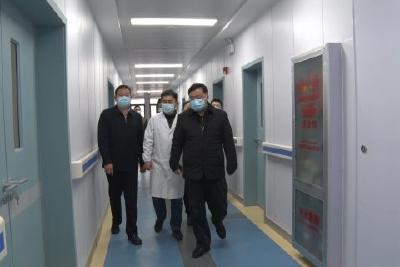 县委书记陈华调研县残疾人康复中心