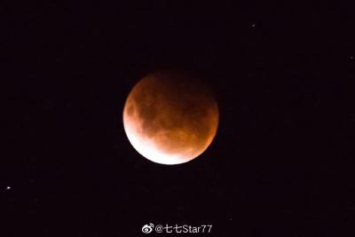 多图预警！“超级月亮+月全食”组团现身