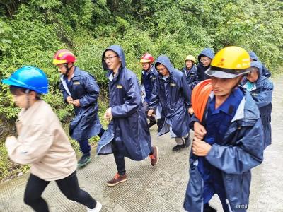 傅家堰：开展水库防汛泄洪应急演练 以演促练 以练为战