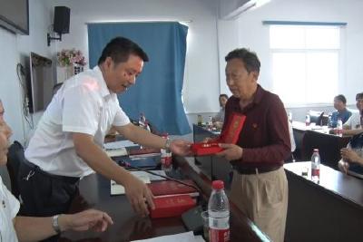 县发改局：庆党建 学党史 汲取奋进力量