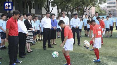 听，“大朋友”习近平分享童年往事