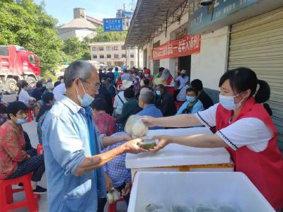 我为群众办实事 | 公共卫生服务送上门 “烦心事”变“暖心事”