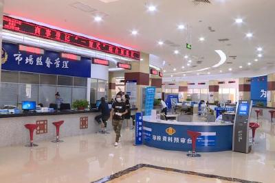 多措并举优化营商环境 做细做优做实“店小二”服务