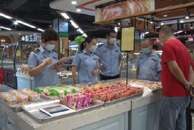 加强食品安全检查 守护“舌尖上的安全”