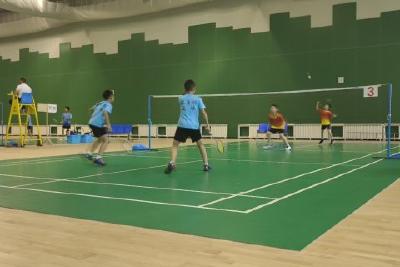 市六运会青少年类羽毛球赛落幕 五峰代表队夺得4金