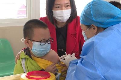 我县启动3-11岁人群新冠病毒疫苗接种工作