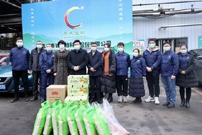 就地过年 暖在身边！市人社局来我县开展稳岗留工送温暖活动