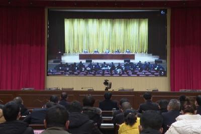 更高站位扛牢安全责任 更实举措守牢安全防线