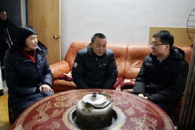 谢胜利来我县走访慰问困难党员