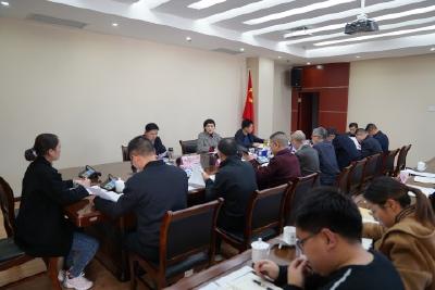 坚持科学分析精准研判 营造风清气正政治生态