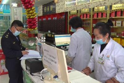 我县“四类药”销售实现计算机管控100%