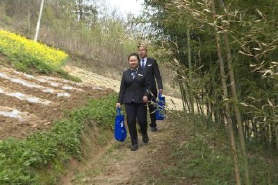 五峰农商银行：当好小微金融店小二 打造乡村振兴主办行