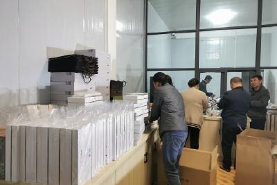 县人民医院开展消费助农活动