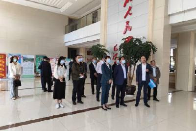 冉锦成来我县调研农村养老服务体系建设