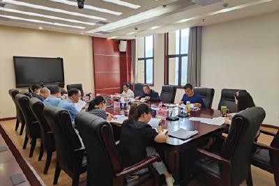 县政协召开重点提案协商座谈会