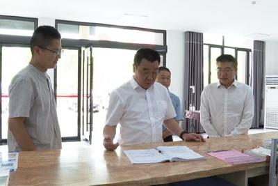 市人大常委会来我县调研《气象法》贯彻实施情况并督办人大代表重点建议