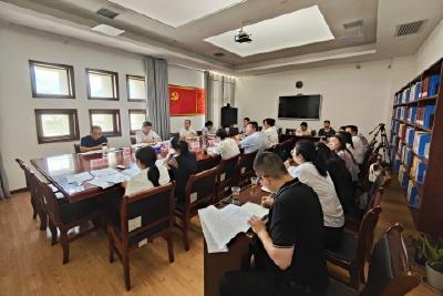 党建引领基层治理 扎实推进各项工作  我县召开基层党建工作重点任务推进会