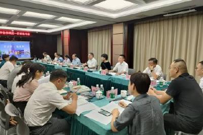 协同发展，深化文旅融合！李伦华带队到武汉旅游体育集团考察洽谈合作