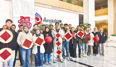 新春走基层丨外国人的欢乐“宜漂”年