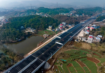 开局之年，湖北密集落子“大基建”