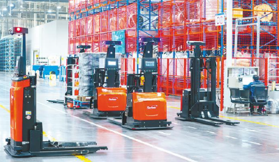 锚定支点不动摇 加力奋进齐心干