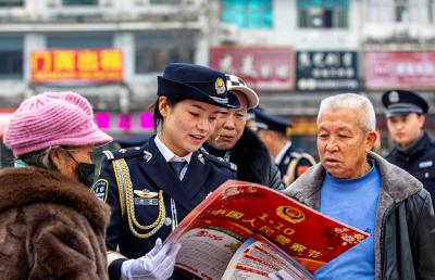 从全国两会看法治中国建设重大成就与崭新实践