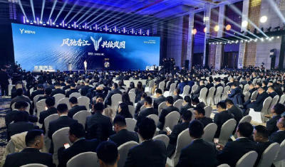 业内专家学者解读岚图汽车港股上市——强化武汉“中国车谷”名片，提升城市在全国新能源地位