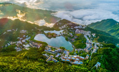 通山：实干“三区” 通向山海
