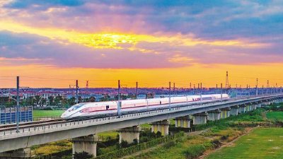 两会“三大通道”上的湖北亮点