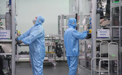 小镇来了年轻人