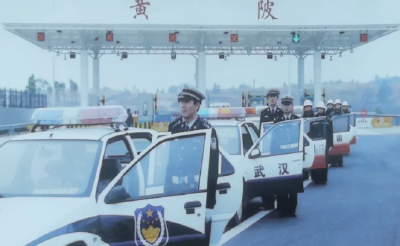 武汉交警何同原，因公牺牲