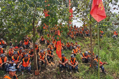文化惠民生 服务新模式  团风县“红色文艺轻奇兵”开展文艺演出活动 