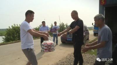 爱心食品企业慰问防汛一线人员