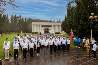 寻根铸魂！山河集团开展“庆祝建党100周年团风行”活动