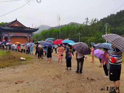 现场直击｜淋山河镇启动第三轮核酸检测