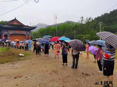 风雨同舟抗疫情 淋山河镇有序启动第三轮核酸检测 