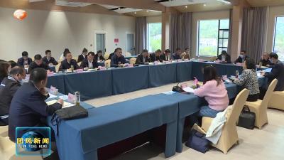 县六届人大常委会第6次会议召开