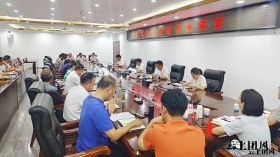 何永红出席文化建设座谈会 强调坚定文化自信自强 在全社会形成重文崇文良好氛围