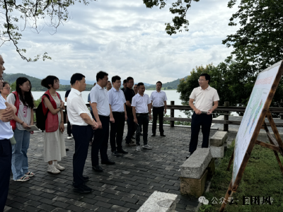 来凤县政府来我县考察学习中央专项彩票公益金支持革命老区乡村振兴工作