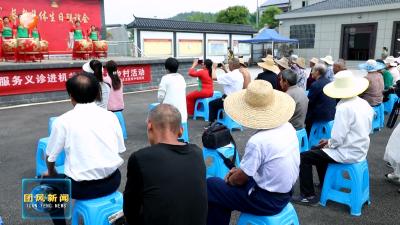 马曹庙镇朝阳山村 举办“孝老爱亲 情暖银龄”长者集体生日联谊会