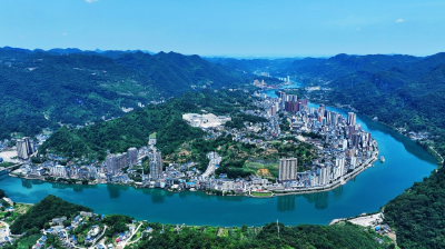 李泽刚督导“五一”节前筹备工作 以暖心服务和安全保障迎接八方游客