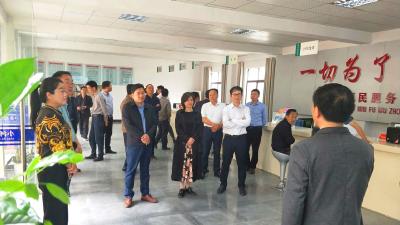 我县全力推进“互联网+政务服务”工作