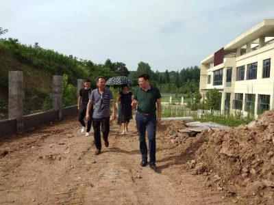 【快讯】县领导督办我县残疾人托养中心项目建设情况  