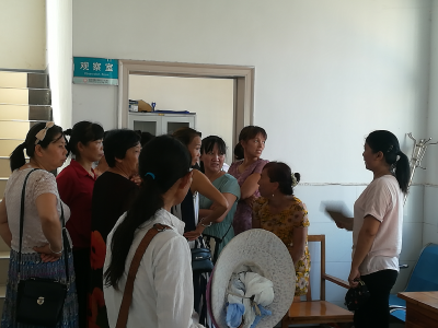 县计划生育服务站组织专班到武安镇开展健康检查  